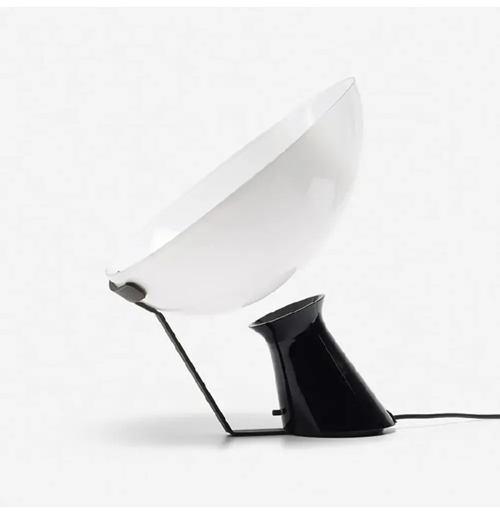 Artistic Modern LED Table Lamps Minimalist Night Lampare Black