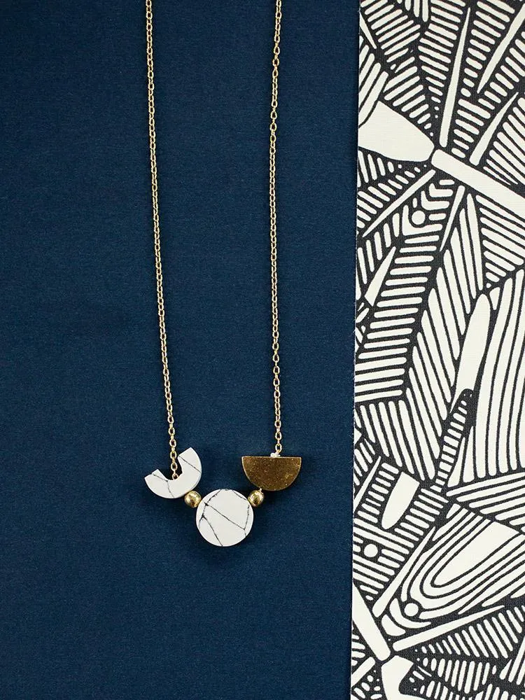 Contemporary Circle Necklace - Marble