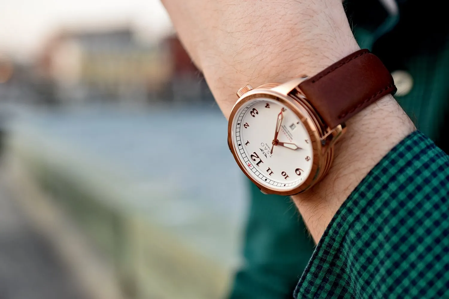 Founders Edition Rose Gold White