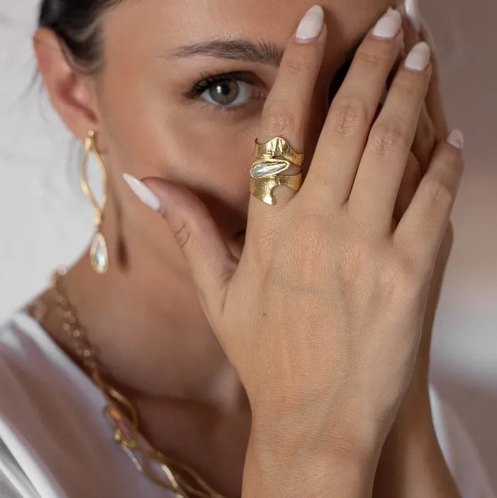 Hyrda Ring