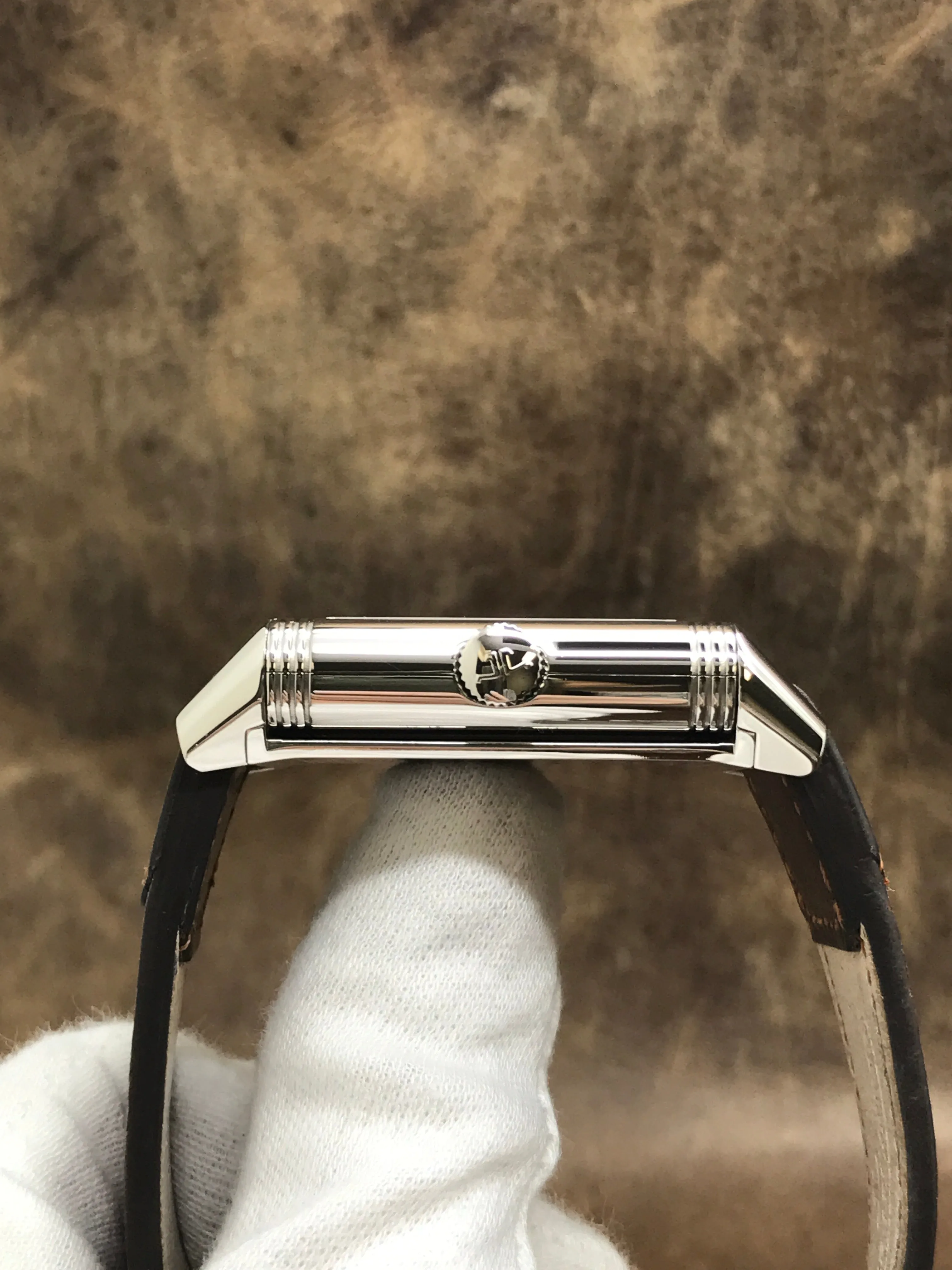 Jaeger-Lecoultre Reverso Classic Q3848422 Silver & Black Dial Manual winding Watch