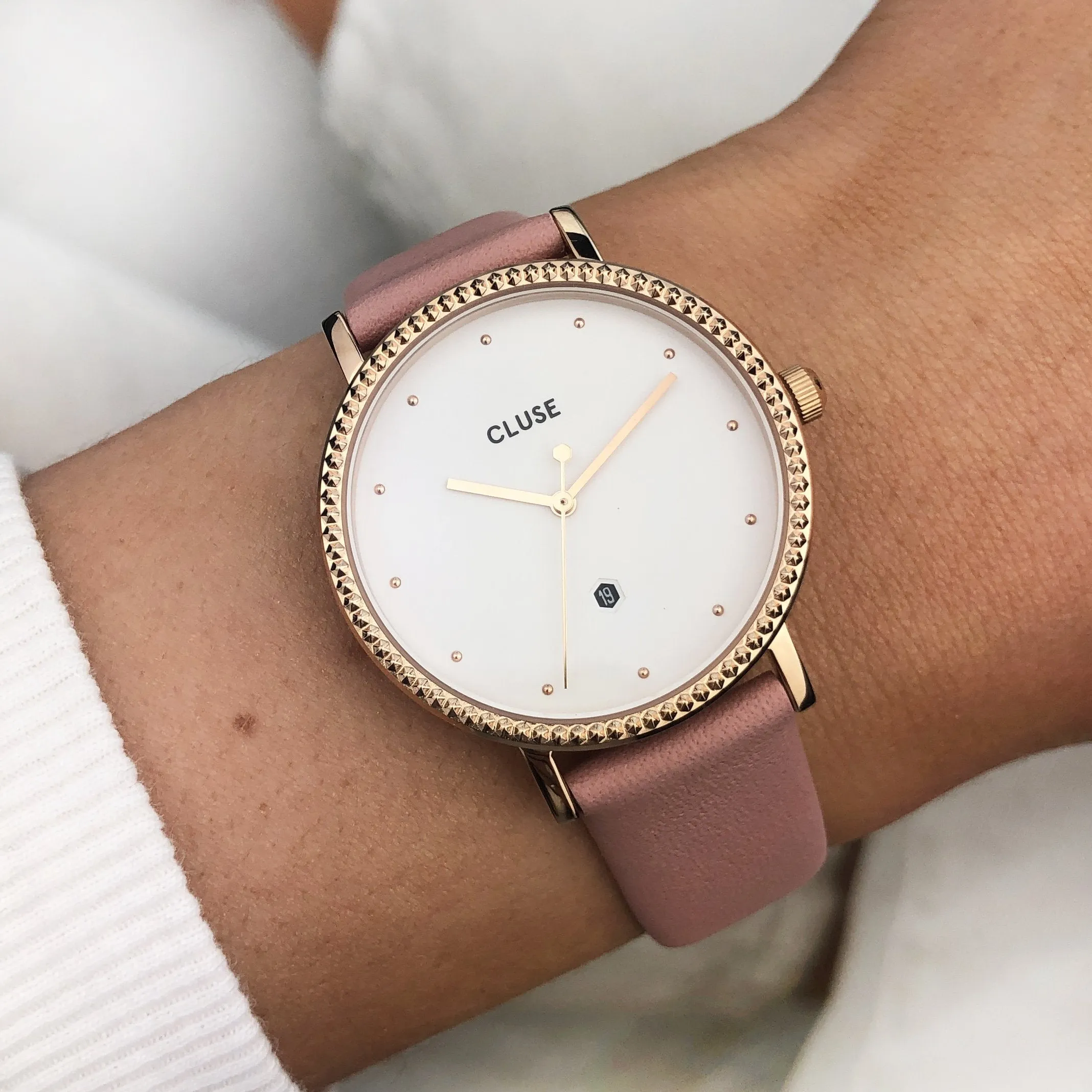 Le Couronnement Leather Pink, Rose Gold Colour