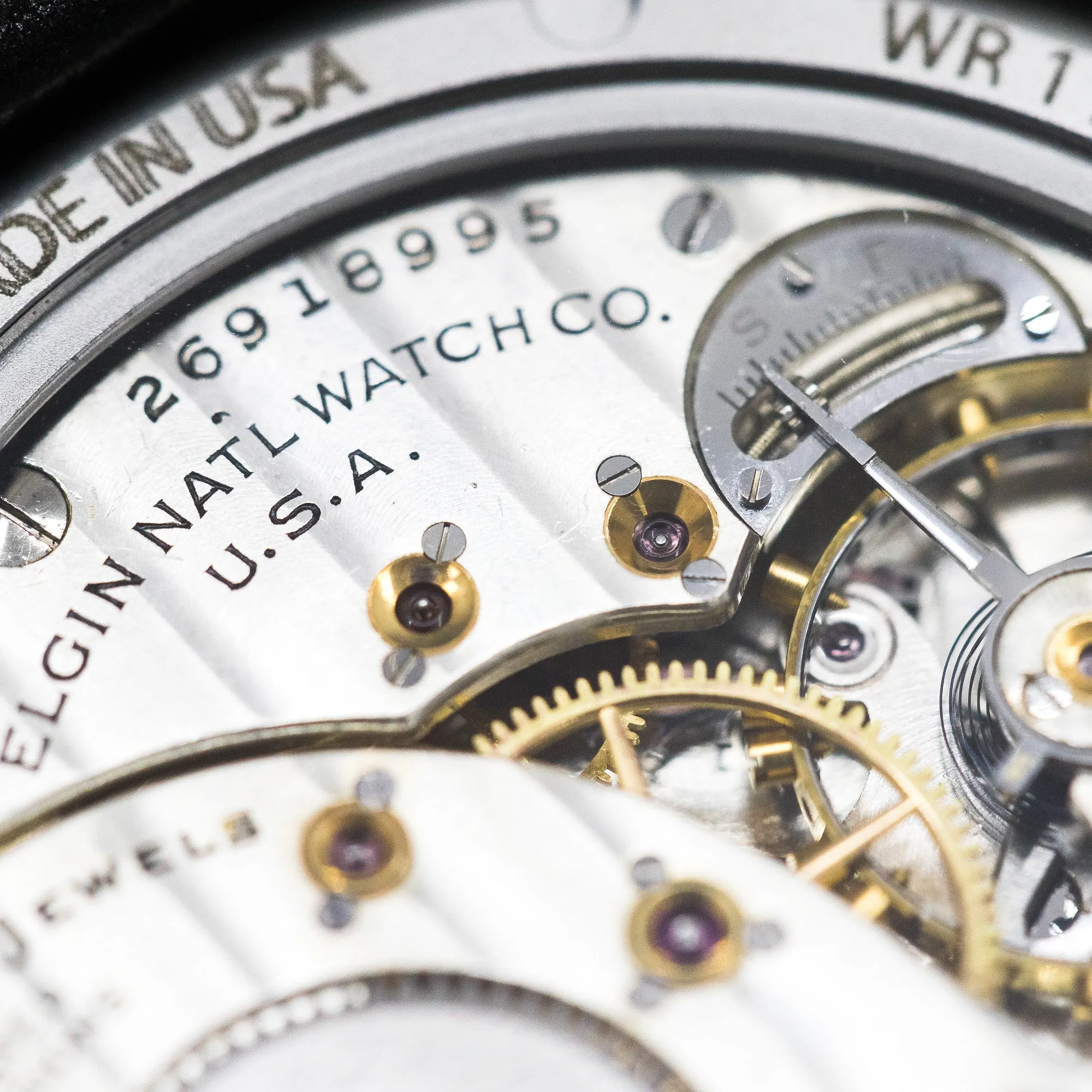 Premium Chicago 444 (47mm) Watch for Optimal Style and Functionality in English